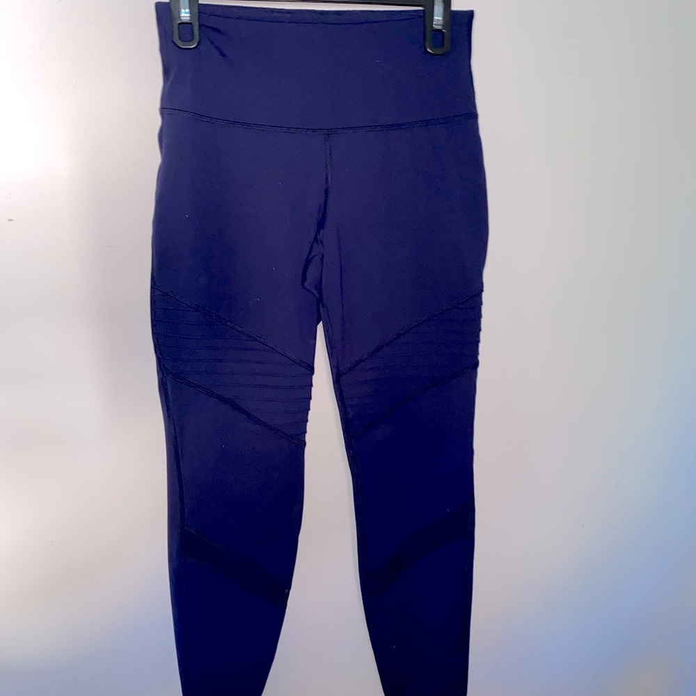 Blue Ribbed Leggings